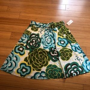 Floral print skirt with side cargo pockets